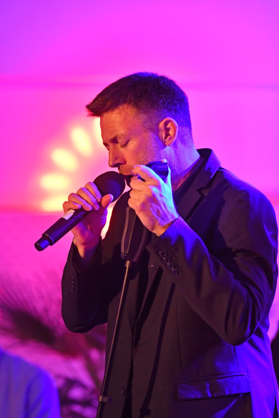 Sounds like Joe Cocker